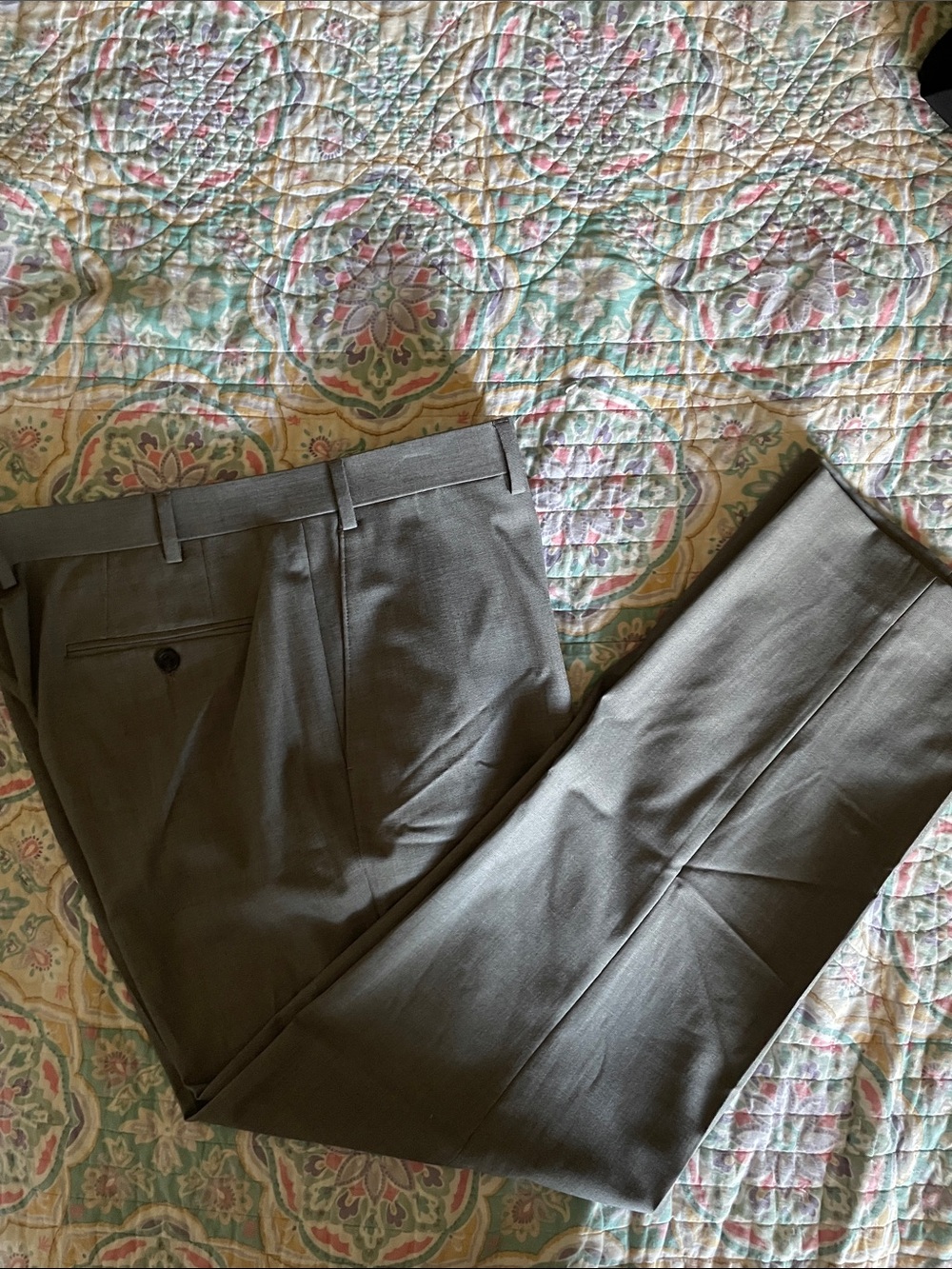 Chaps Men's Dress Pants in Grey. 38x 30